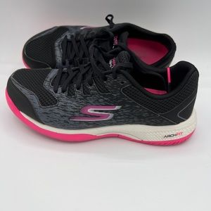 Skechers Women's Go Train Arch Fit Viper Court-Pickleball Sneaker